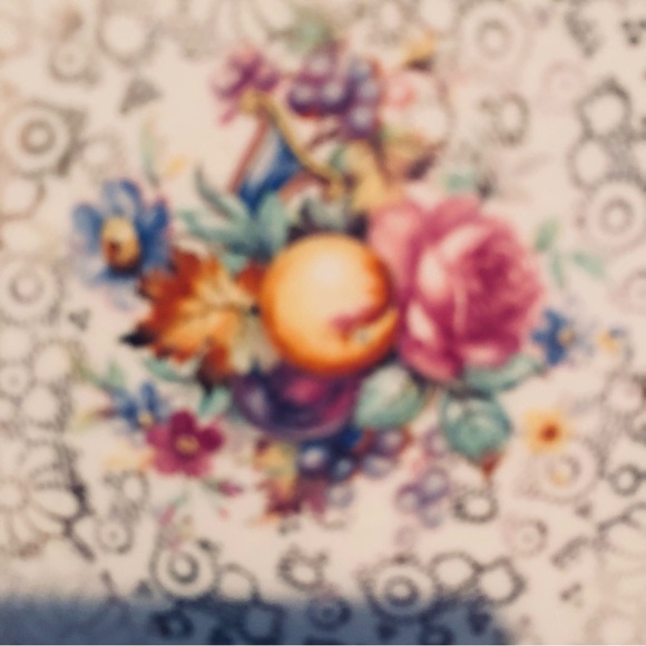 Vintage Hollingshead and Kirkham (H&K) Tunstall Gold Chintz pattern cake plate. - Picture 3 of 5